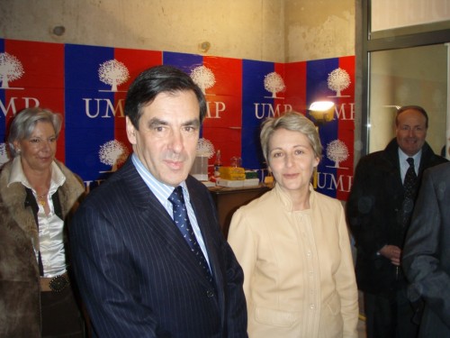 Flash-back Campagne l&eacute;gislative 2007 - Soutien de Monsieur Fillon &agrave; ma permanence de campagne
