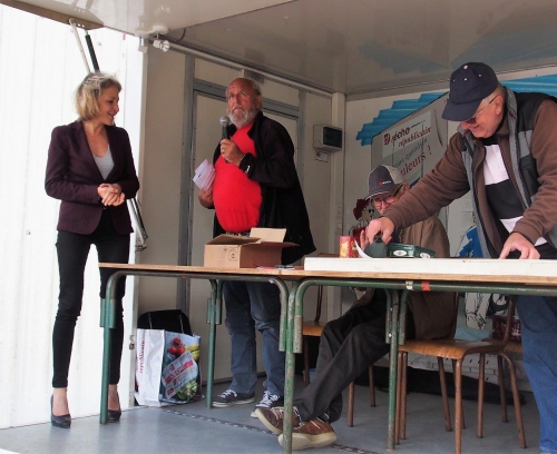 Au championnat de pétanque à Beaumont les Autels (une institution !) Michel Thibault me réserve un accueil chaleureux.